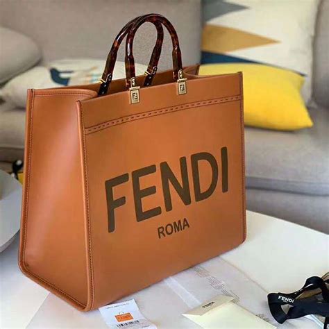 Fendi women purse